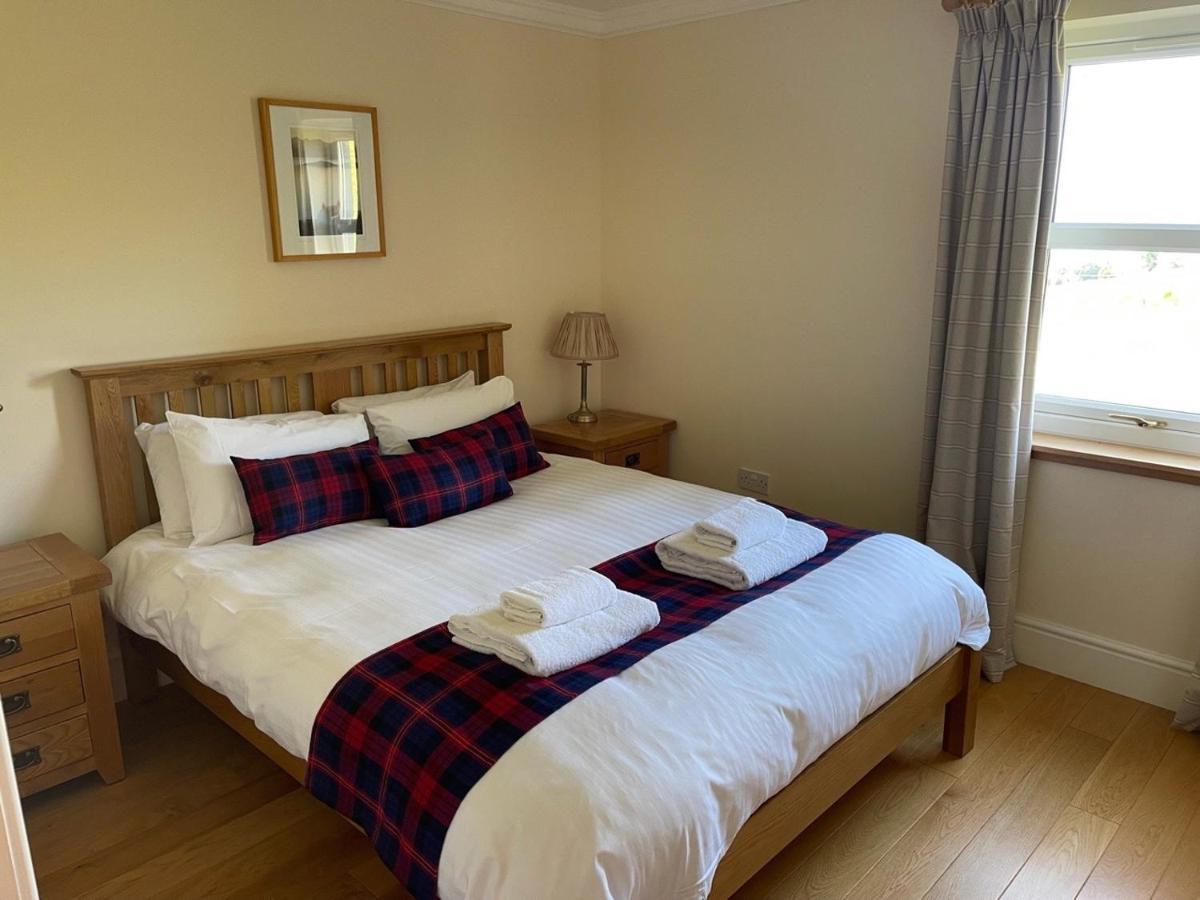 Highland Farm Cottages 딩월 외부 사진